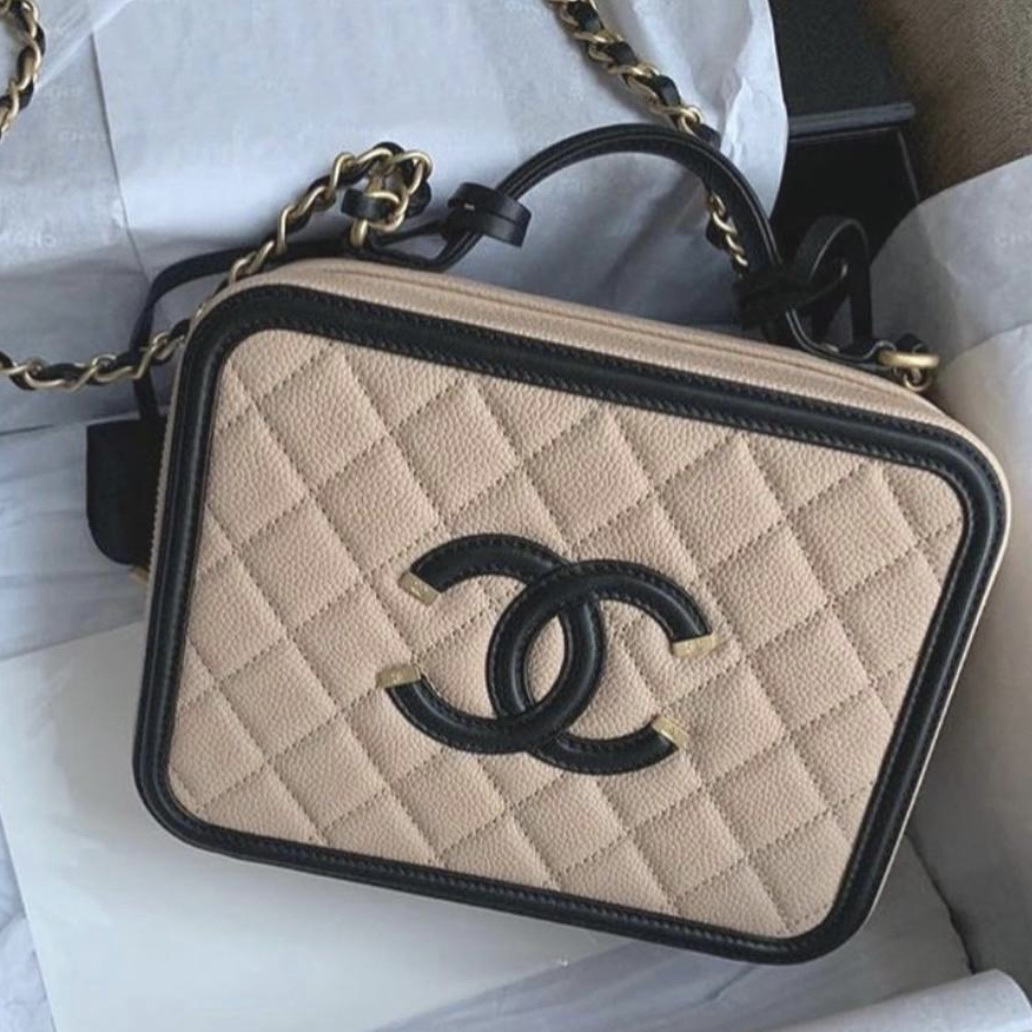 95新 Chanel/香奈儿 多多奢品/香奈儿中号相机包/98新