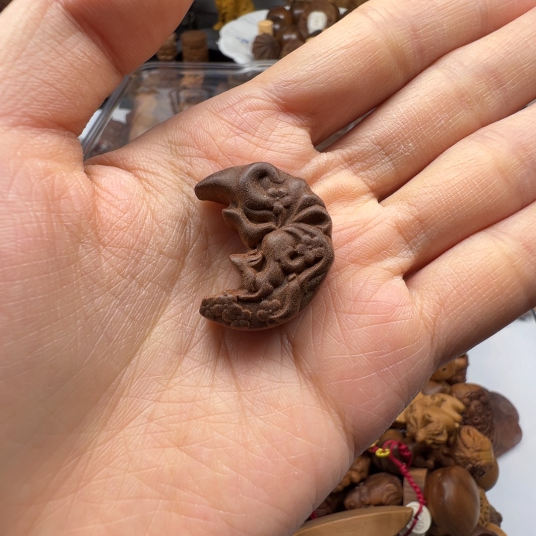 檀香木月亮凤九老山檀