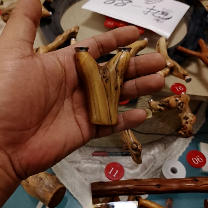 柏木劉****叔崖柏55/15撑头