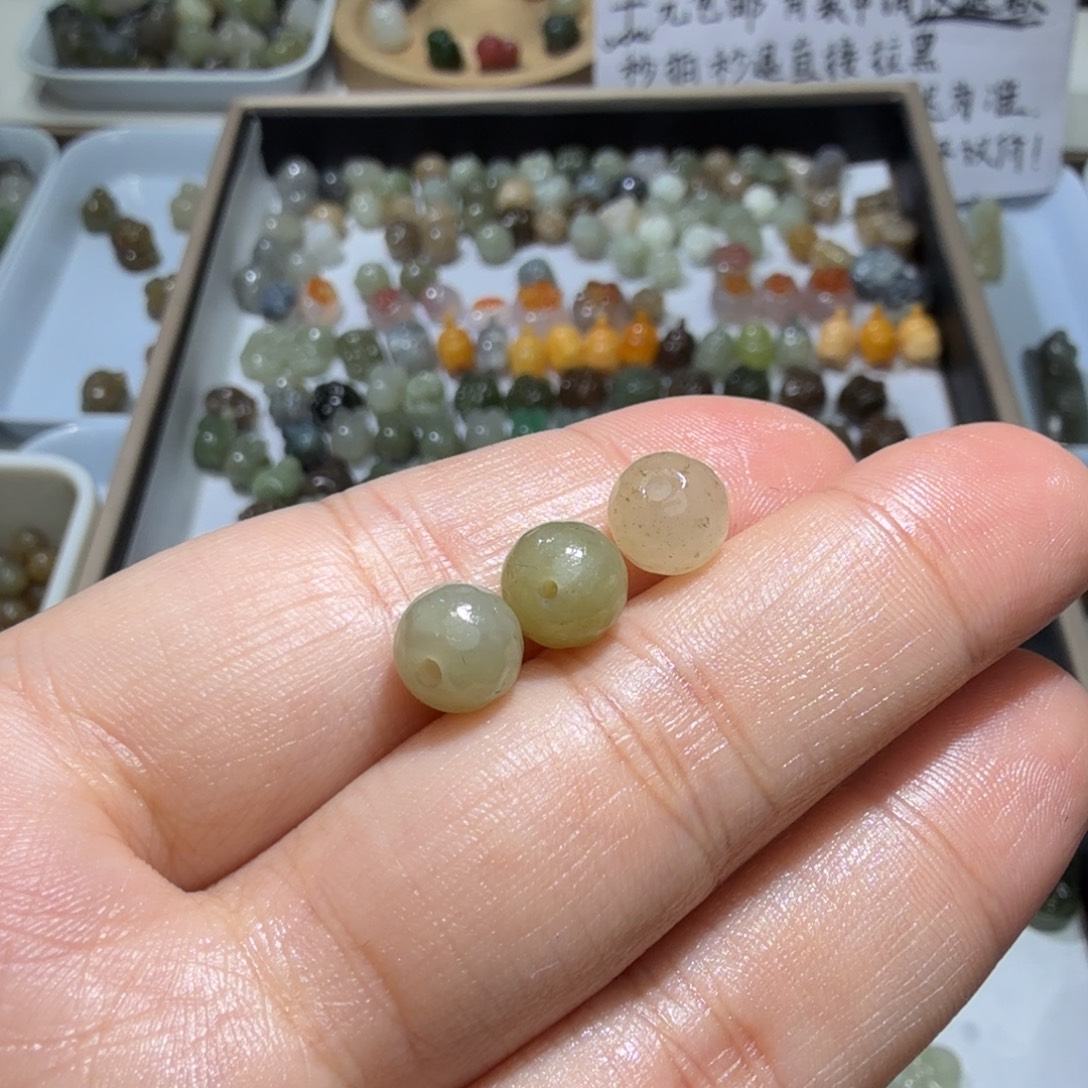 和田玉未镶嵌珠宝奇石