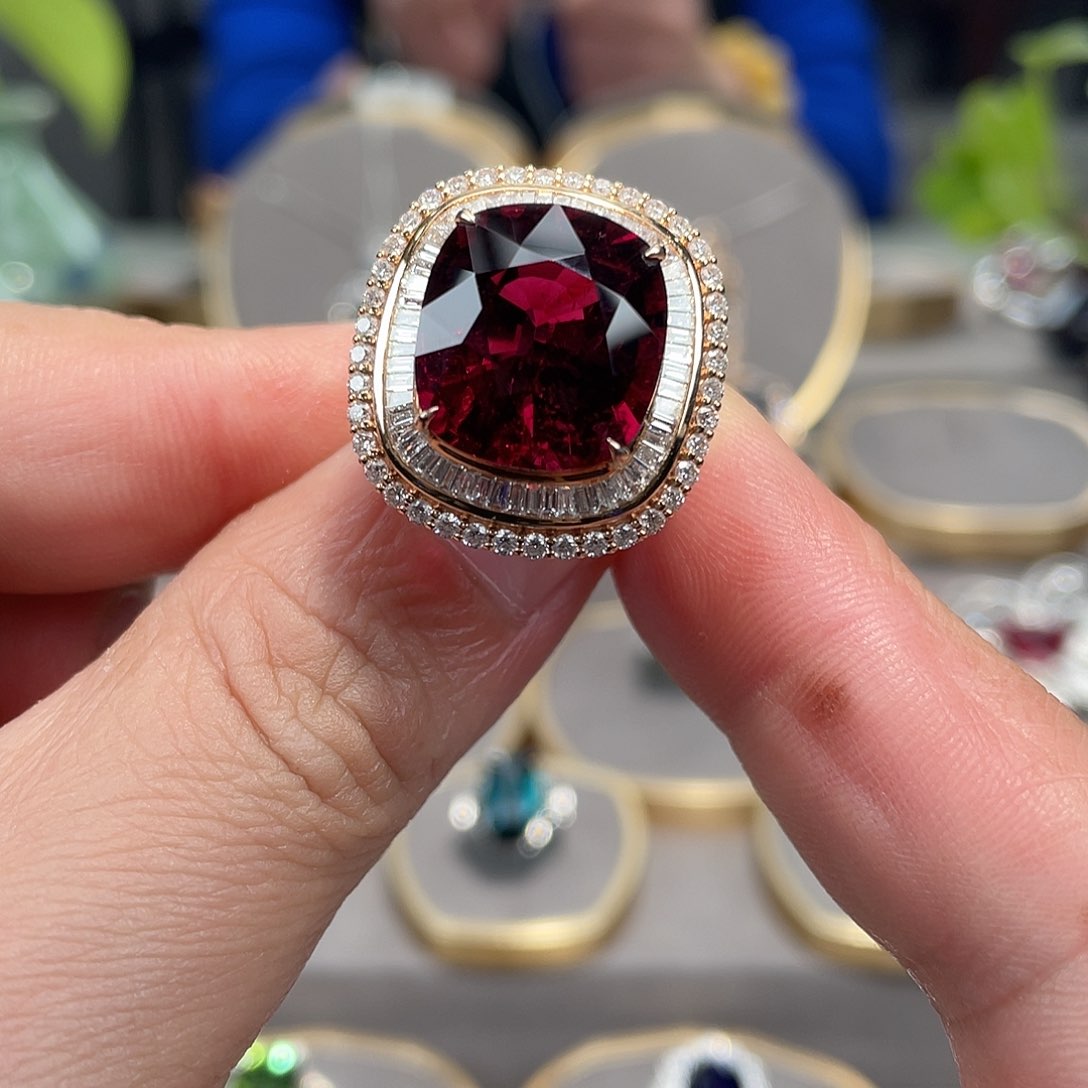 碧玺戒指18K金镶嵌14.1ct