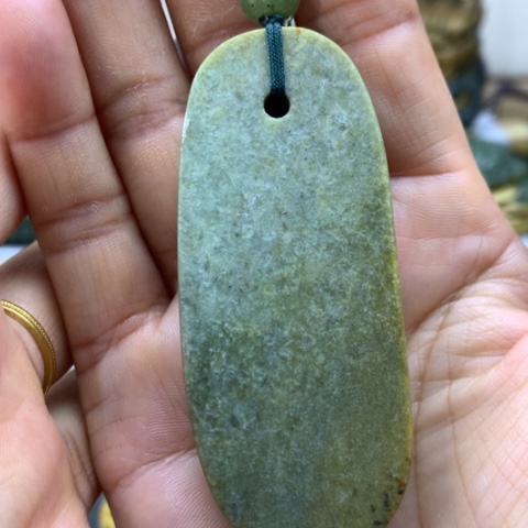 【闪购商品】未镶嵌岫岩河磨玉（透闪石质玉）挂件