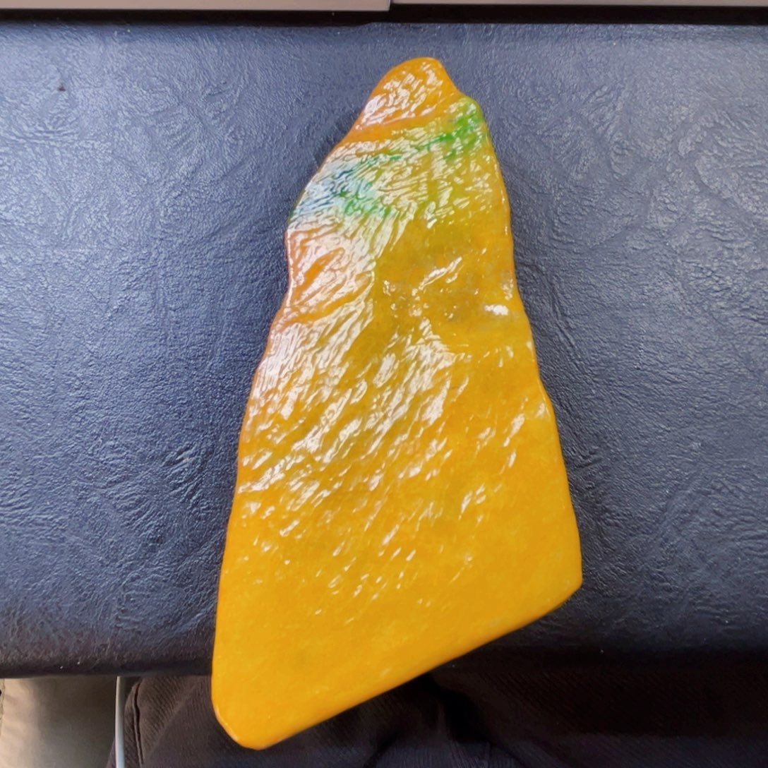 沧***舟定制翡翠未镶嵌未镶嵌定制翡翠毛货不退不换