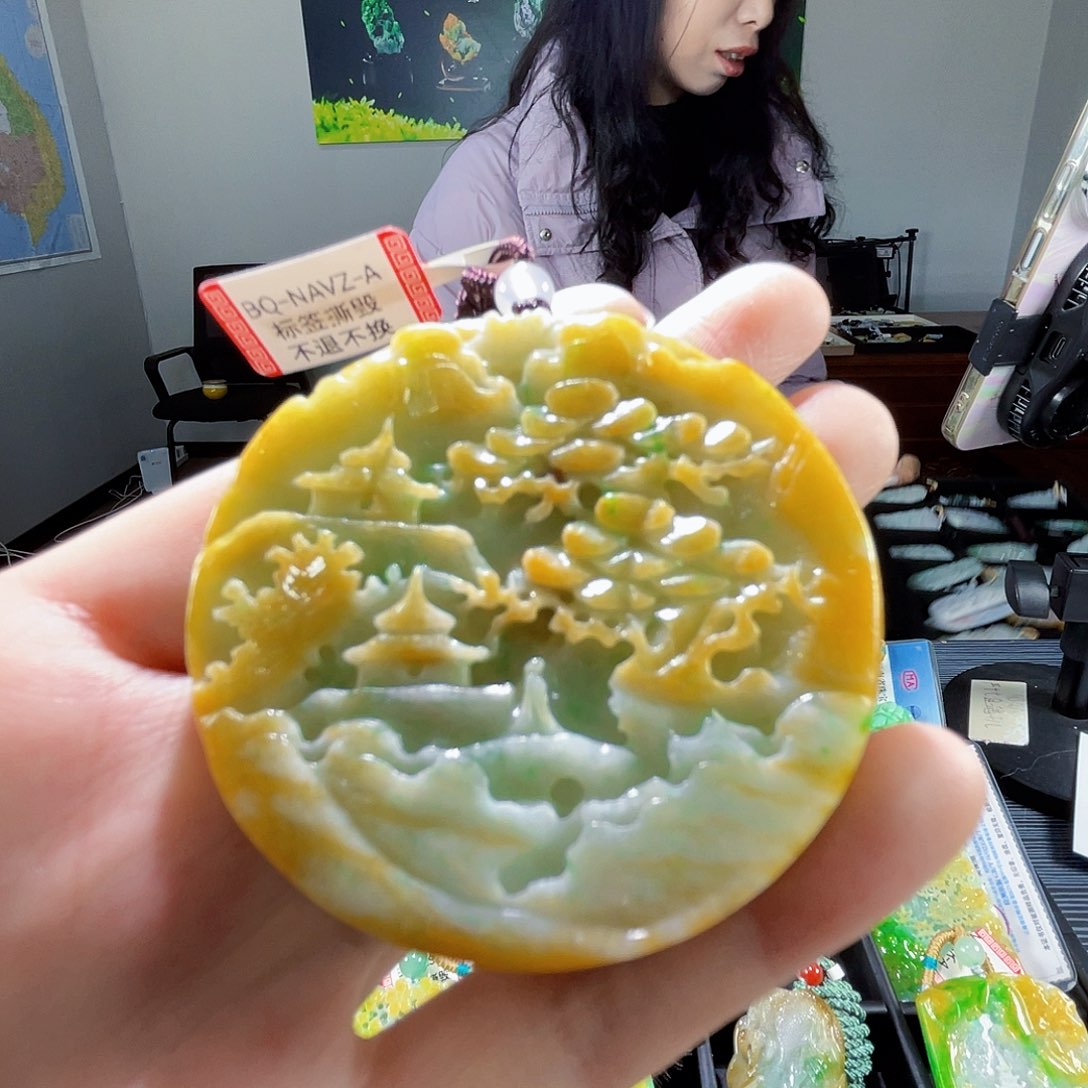 颈饰未镶嵌翡翠翡翠