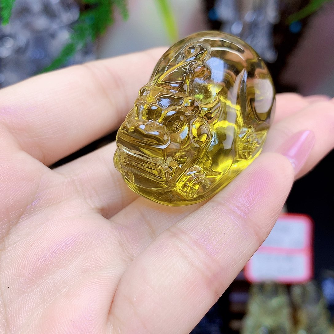 水晶颈饰未镶嵌，