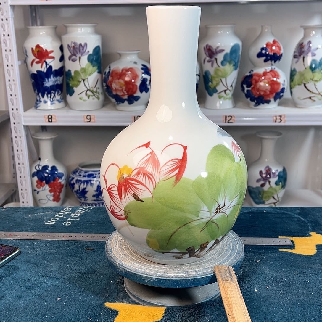 摆件景德镇陶瓷天绿荷