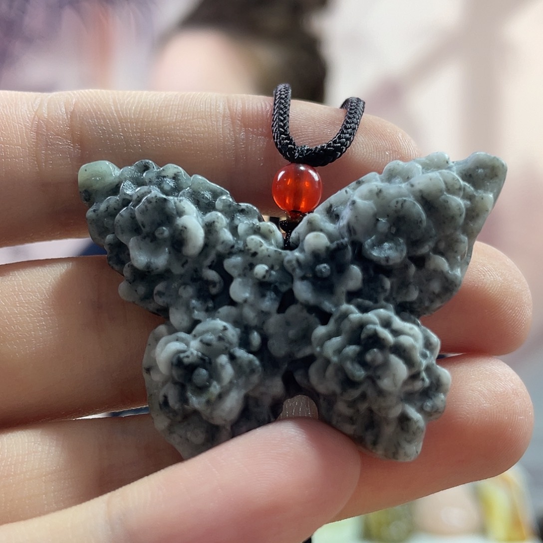 蛇纹石玉未镶嵌吊坠(赠链)