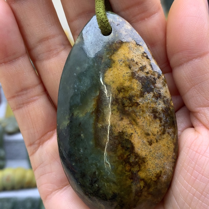 【闪购商品】岫岩河磨玉（透闪石质玉）吊坠未镶嵌