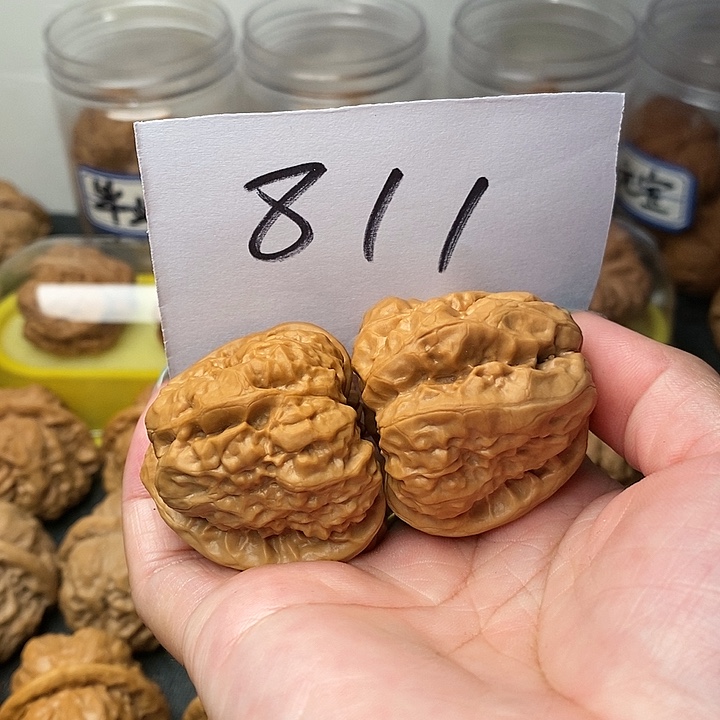 核桃蛤蟆39斤左右一个人的时候