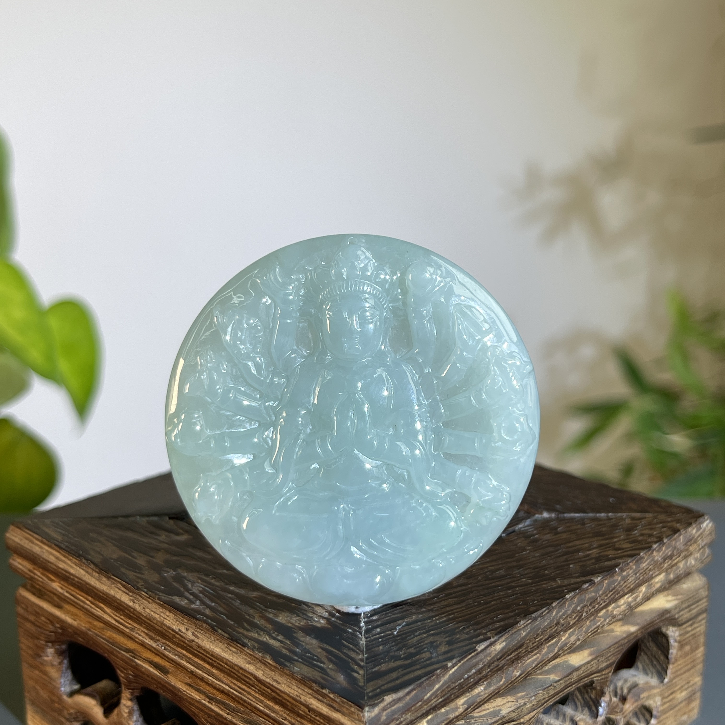 JXW14-209 天然缅甸A货翡翠 千手观音