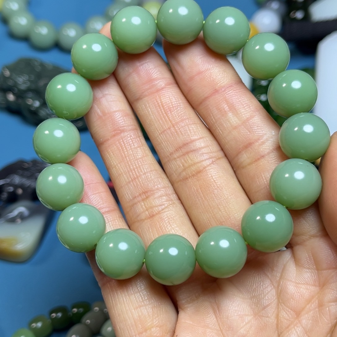 和田玉手串未镶嵌