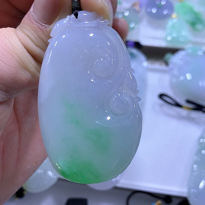 翡翠颈饰未镶嵌天然翡翠A货吊坠