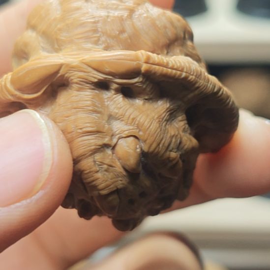 核桃吞噬，核桃雕刻