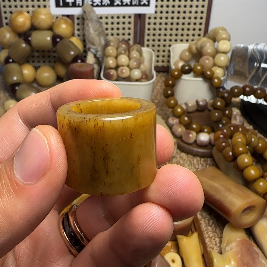 木质类驼骨手工扳指