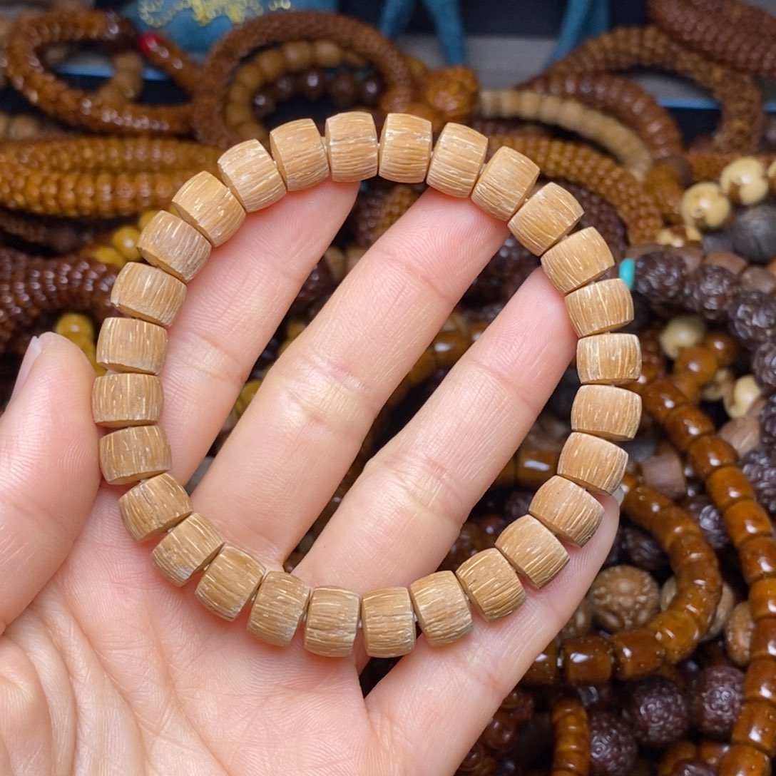 紫金鼠手串X****N瑕疵原皮直切9*7尺寸不退不换