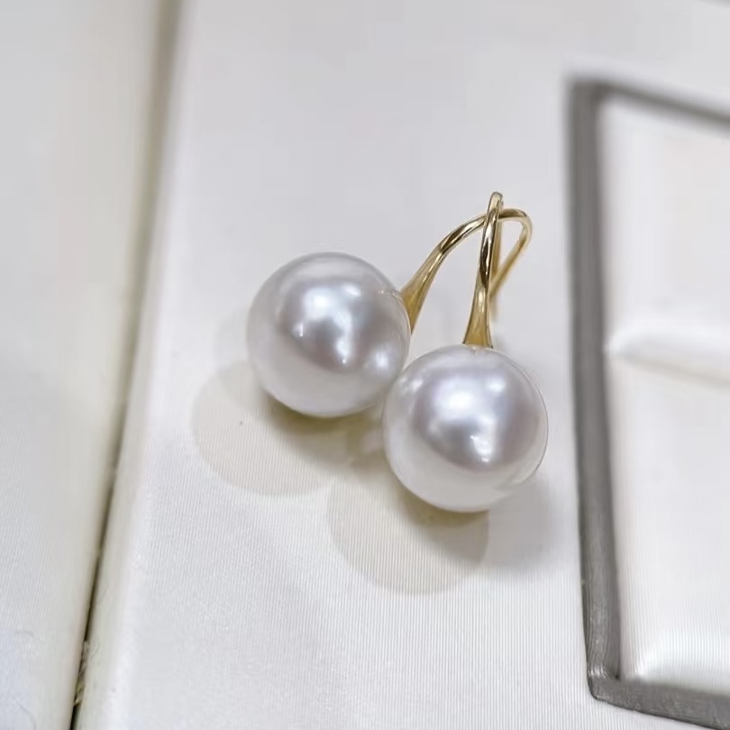 【玥白丽】高跟鞋耳环11-13mm极光正圆赛澳白微瑕珍珠耳勾耳坠