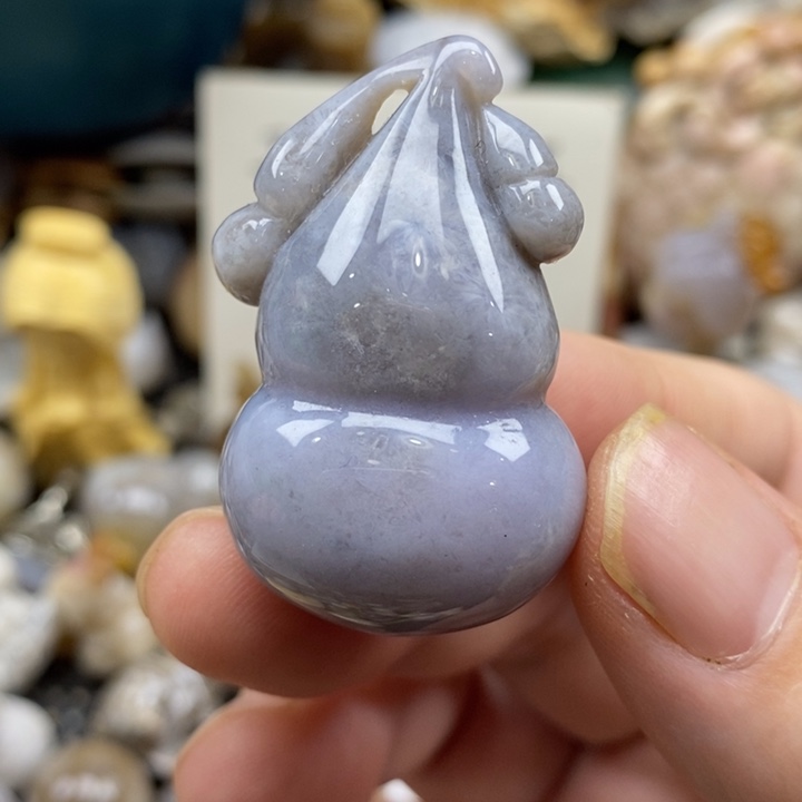 颈饰未镶嵌硅化珊瑚（珊瑚玉）