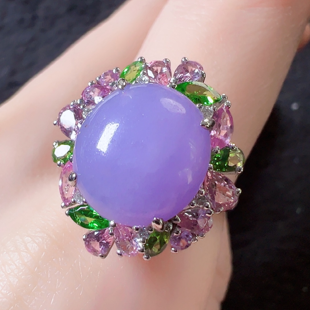 翡翠戒指18K金镶嵌签收后24小时鉴赏期，过时不退