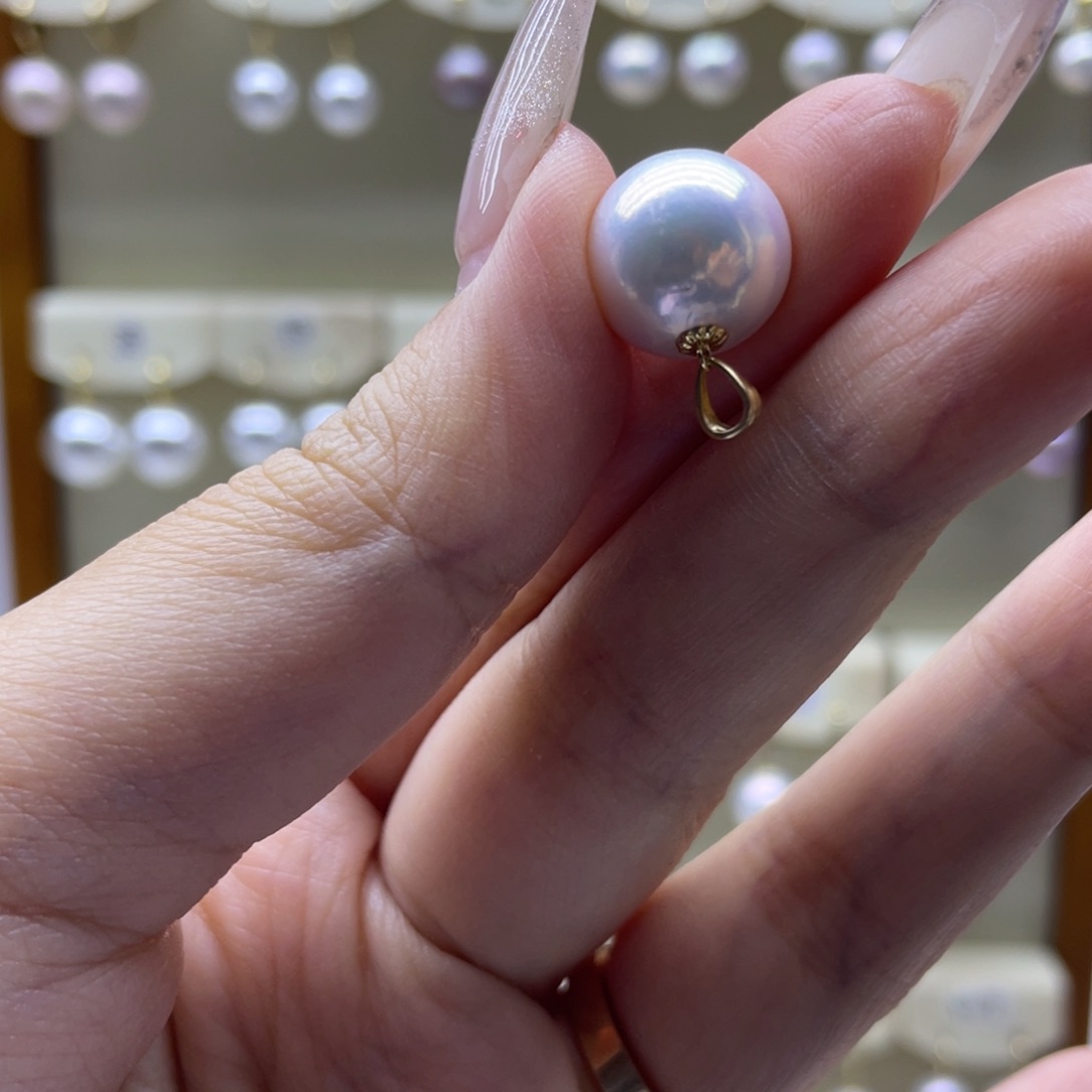 淡水珍珠吊坠(赠链)18K金镶嵌