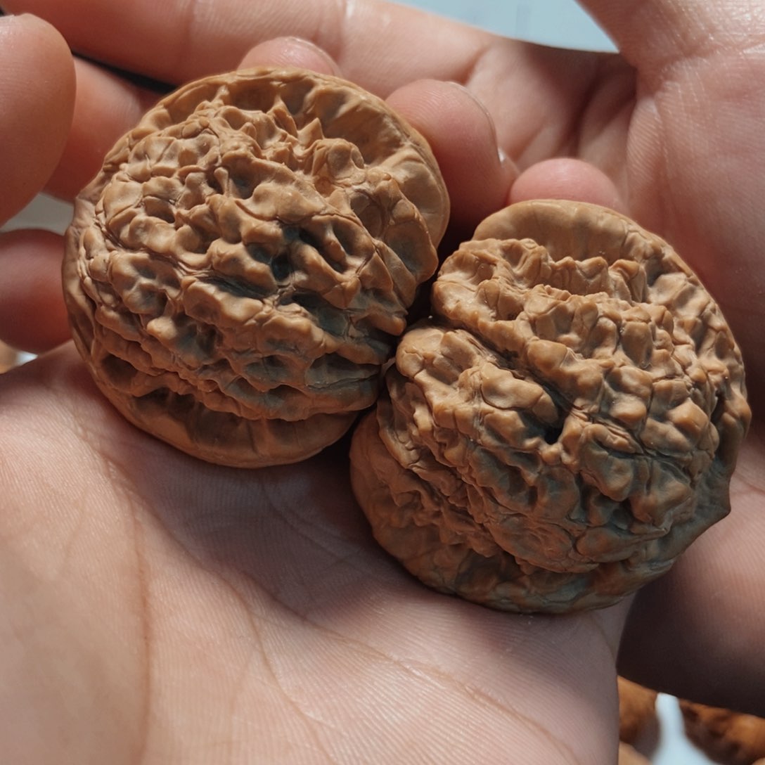 文玩核桃吊坠龙鼎