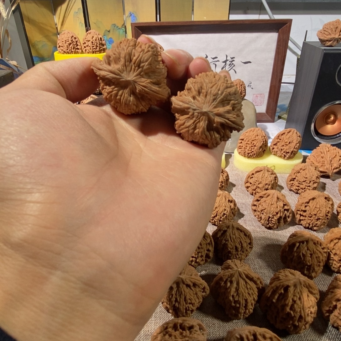 木质类小齿磨盘的制作方法