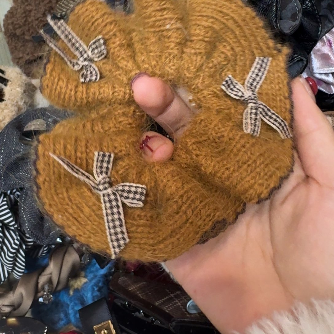 布艺铁合金蝴蝶结肠圈