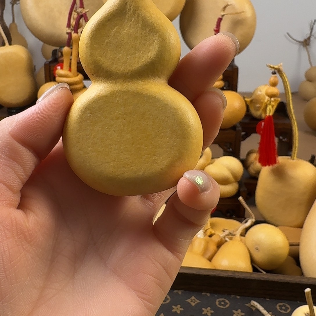 顿***～大叶紫檀（黑酸枝木类）