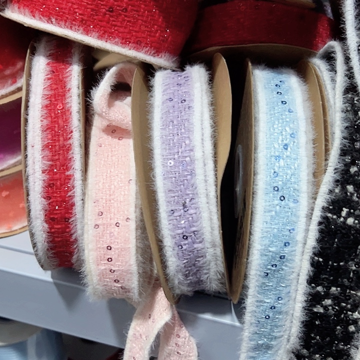 2.5的亮片小香风红粉蓝紫各10码材料