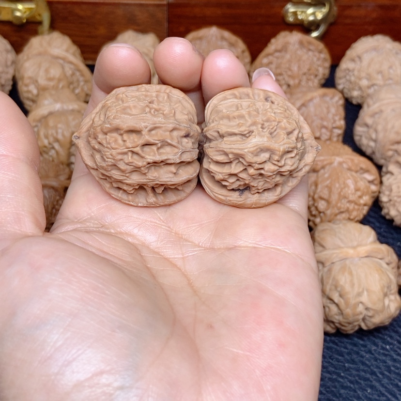 【闪购商品】文玩核桃吊坠迷***童白狮子35
