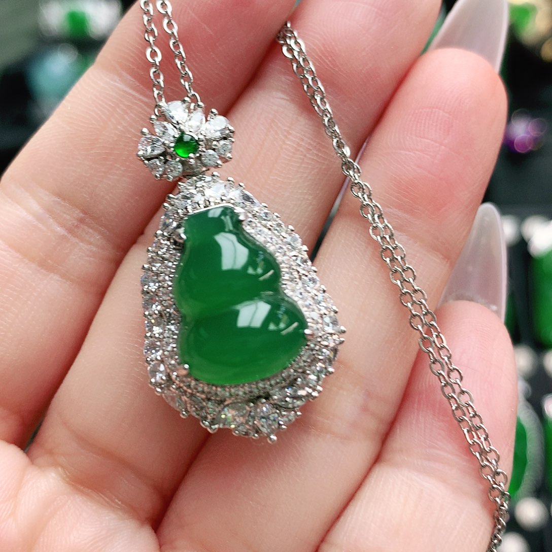 玛瑙/玉髓吊坠未镶嵌