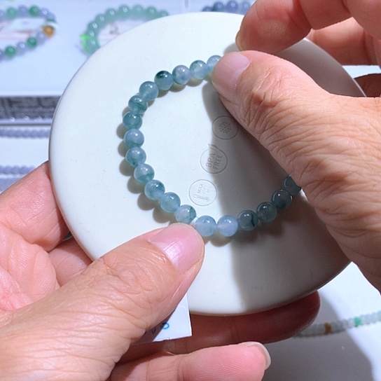 翡翠未镶嵌手链09