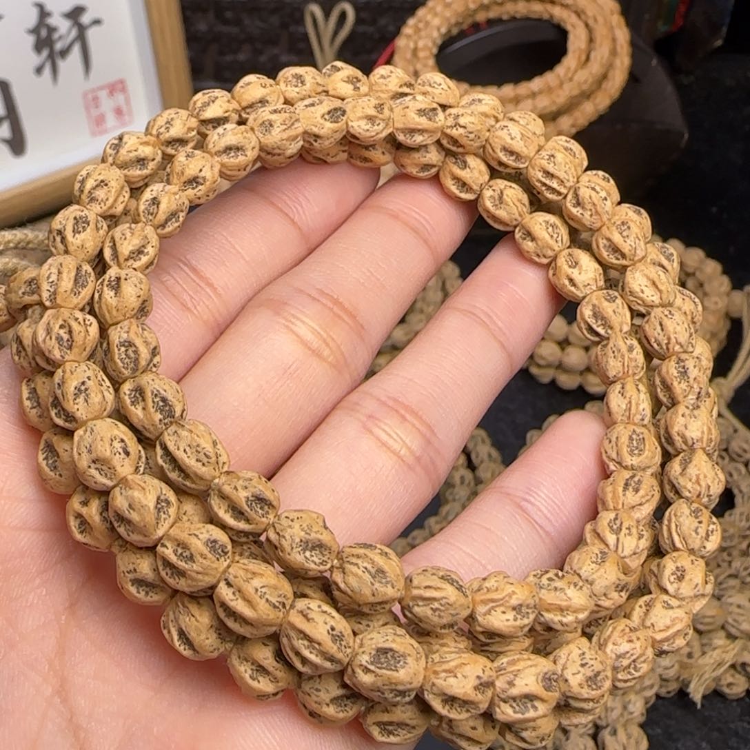 柏香籽/百香籽吊坠橘****?
