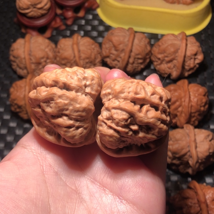 文玩核桃把件40四开超大腿