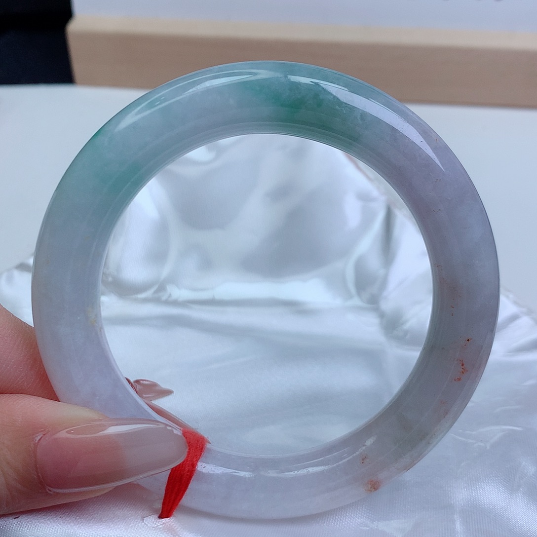 翡翠手镯未镶嵌57圈口