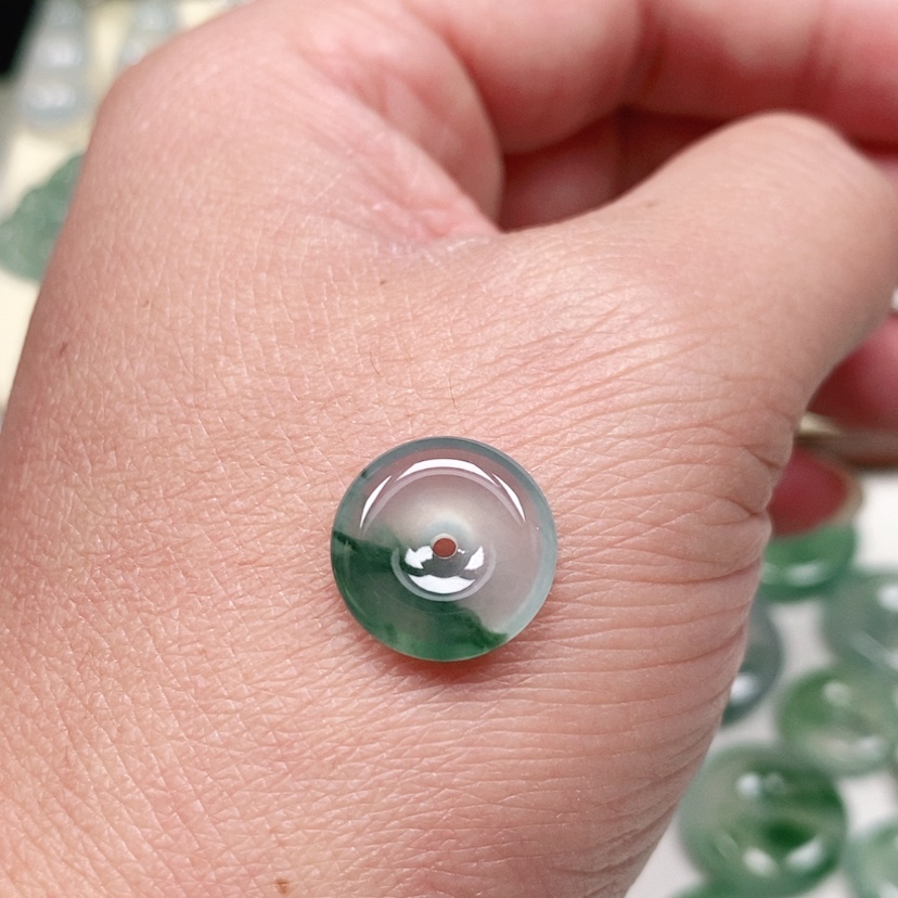 【闪购商品】颈饰未镶嵌翡翠