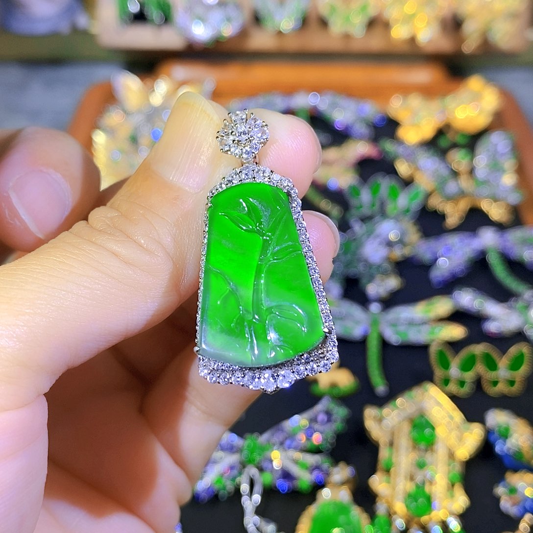 吊坠(不含链)银S925镶嵌翡翠