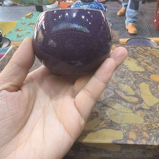 钧瓷窑变杯一个，瓷。。。