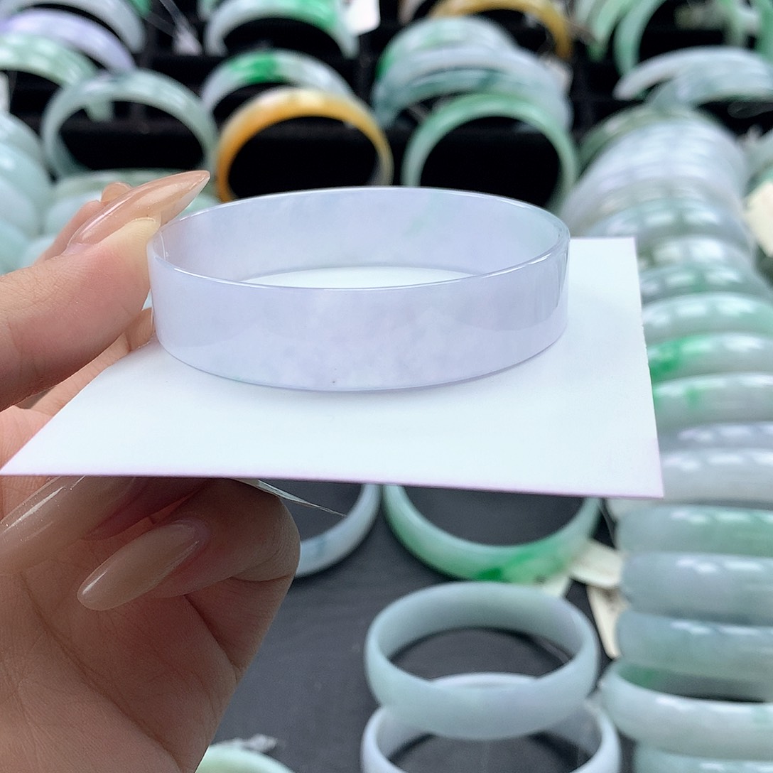 未镶嵌手镯翡翠公主