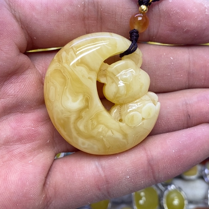 蜜蜡裸石未镶嵌吊坠