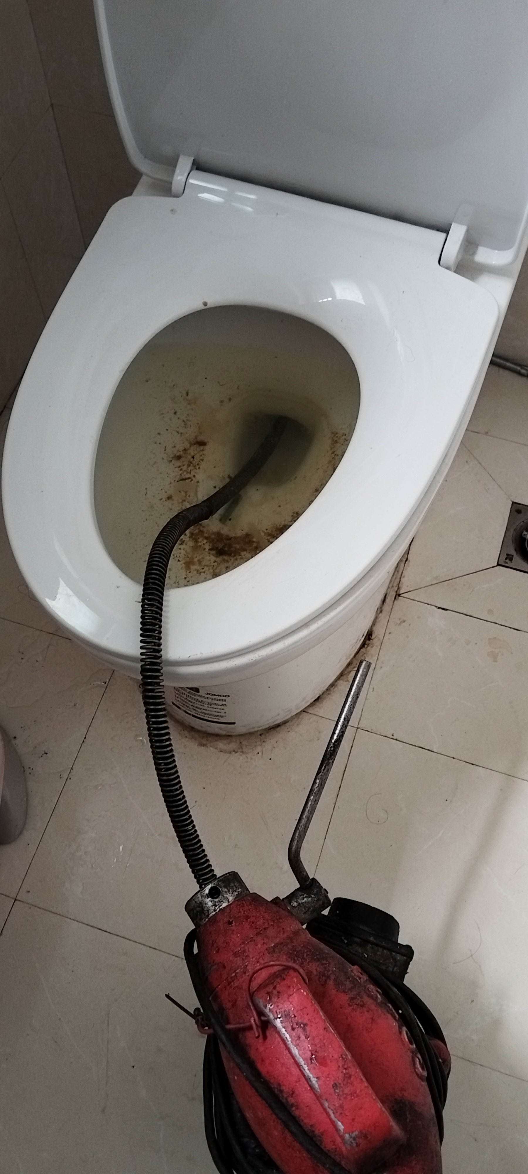 机械疏通马桶堵塞