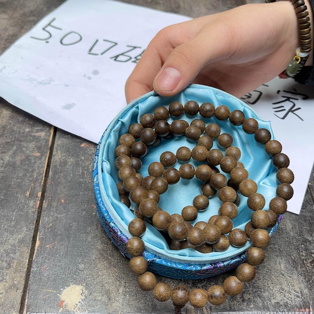 大叶紫檀（黑酸枝木类）