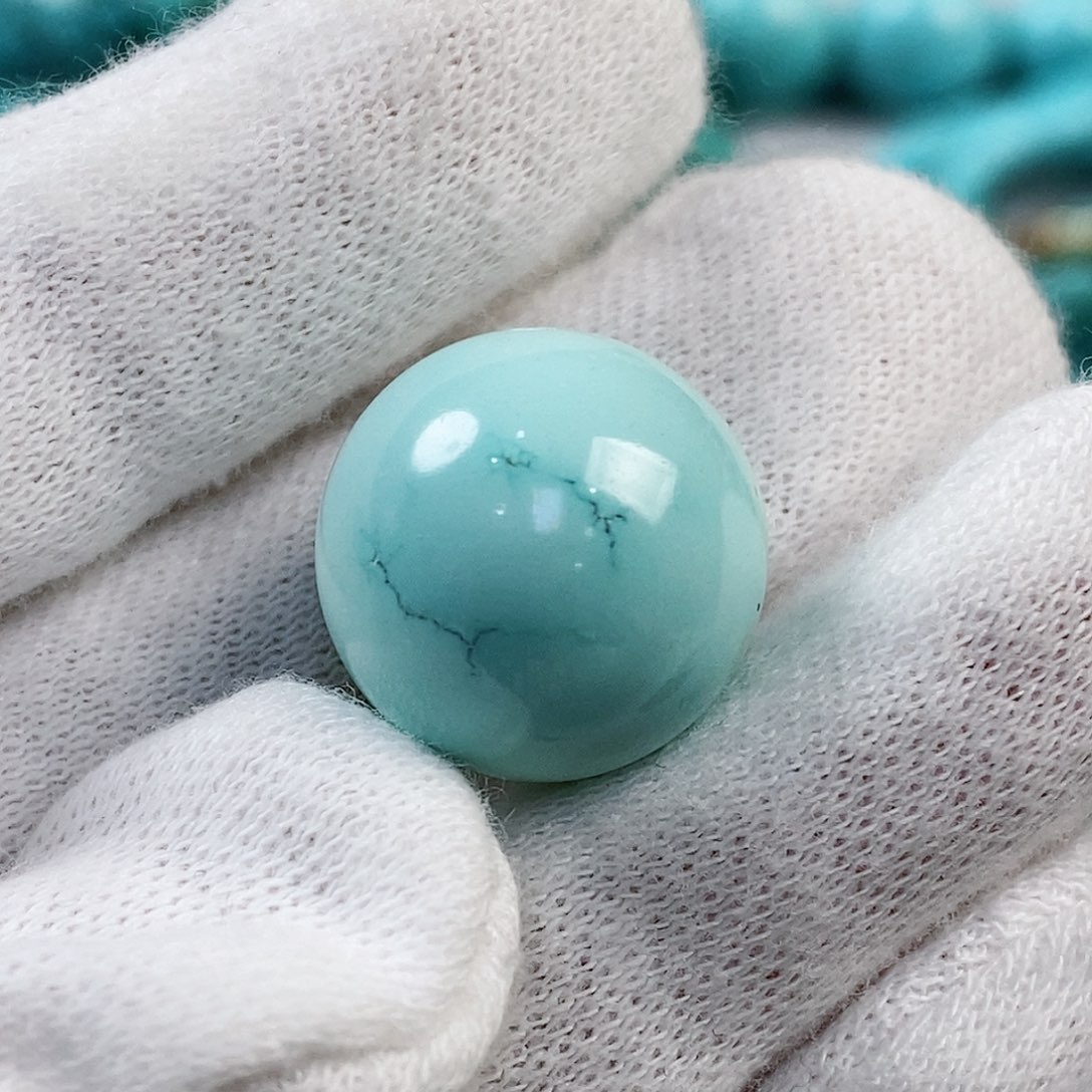 绿松石配饰未镶嵌语****）