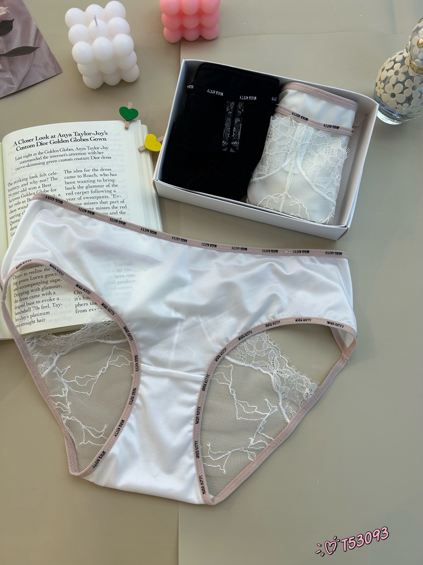 M53093夏季新品时尚舒适高定缎面蕾丝包臀性感女士三角裤[三条装]