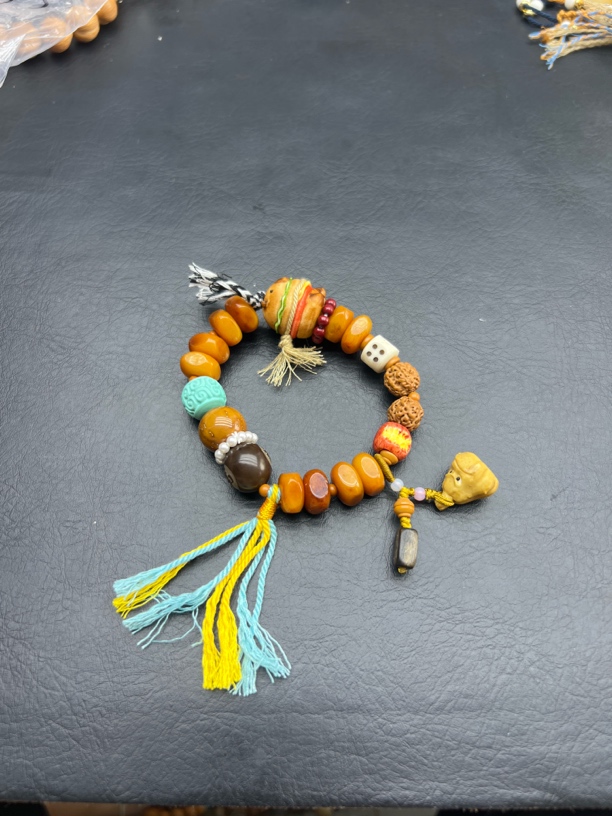 非金属木质手链 0.潮流动漫时尚潮人配饰潮玩手串手手链手持