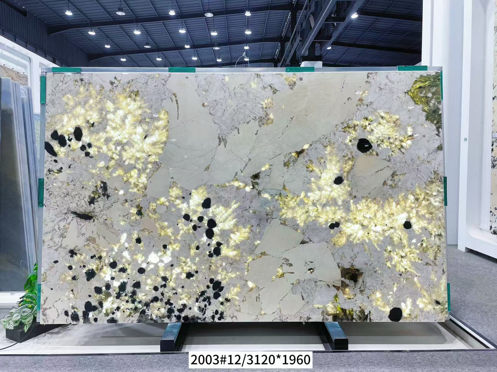 巴西天然透光奢石孔雀开屏