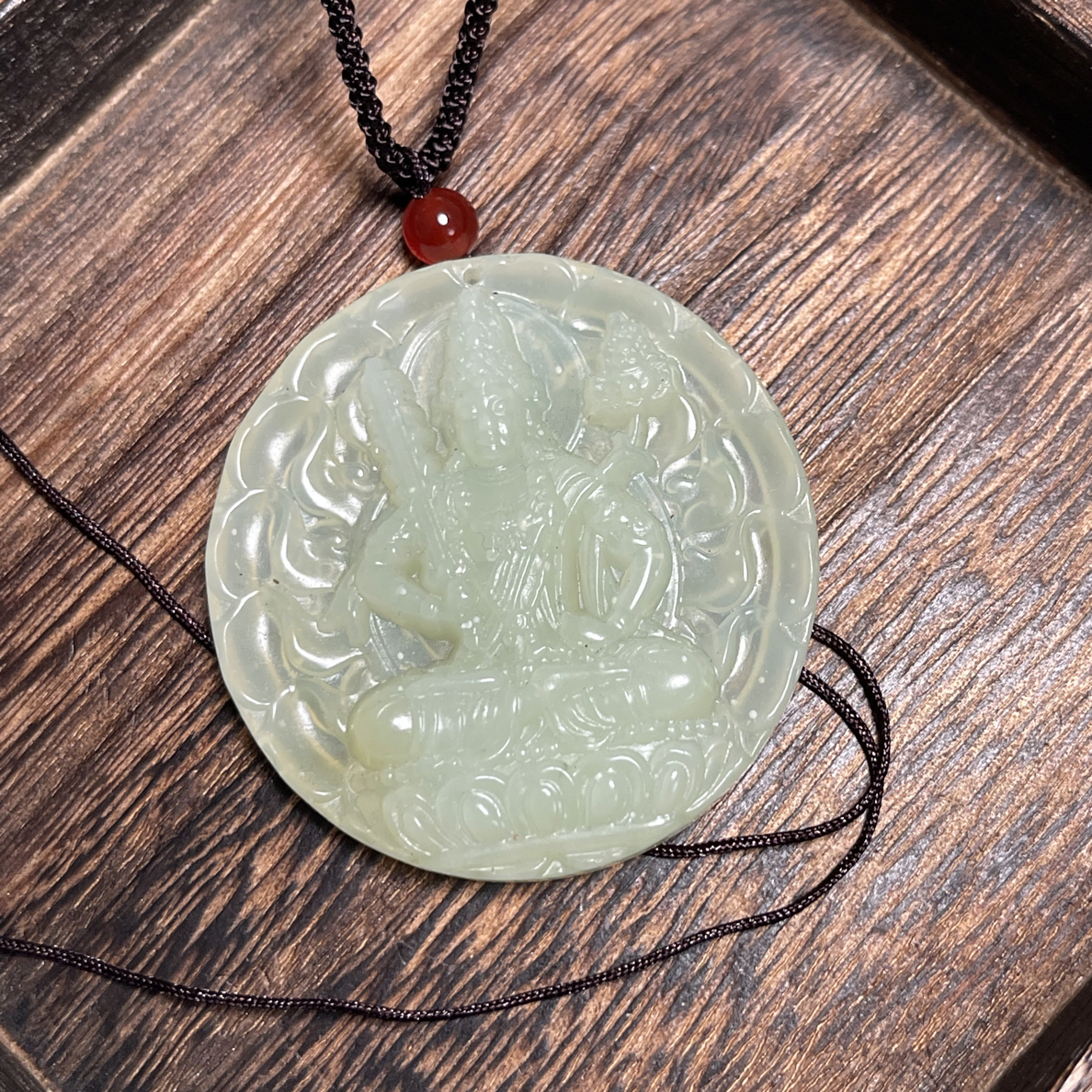 岫玉虚空藏菩萨牛虎守护神吊坠挂件