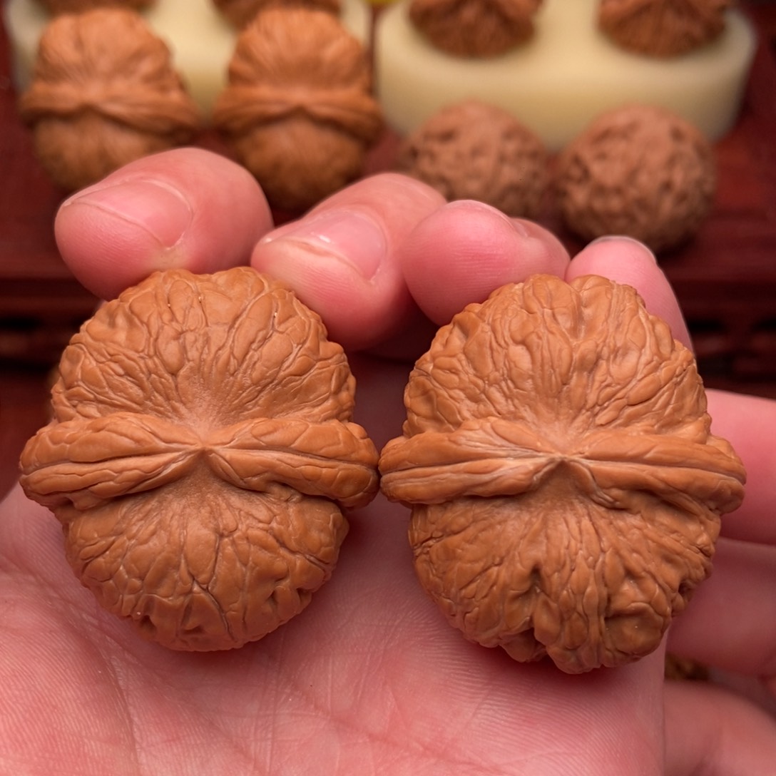 桃核把件绝配粗筋元宝41