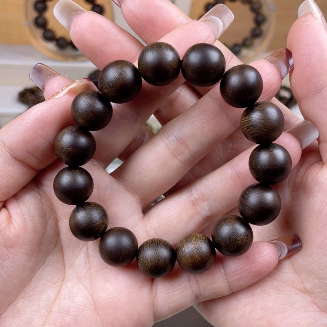 沉香手串雄*越南芽庄白棋楠