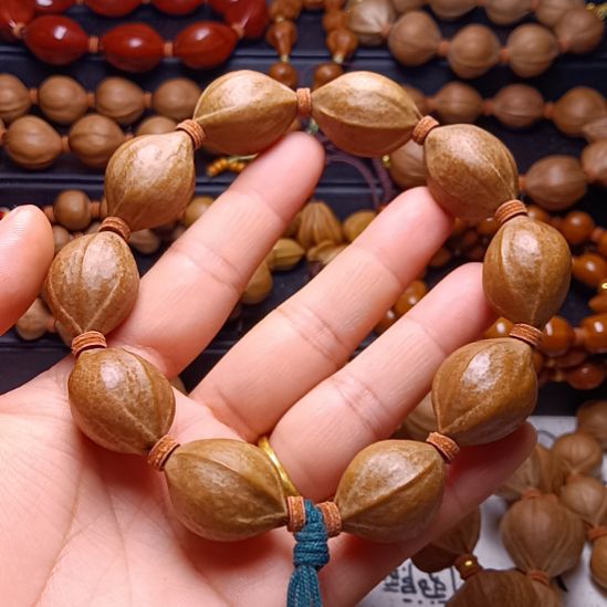 橄榄核手串/手链橄榄核手串铁头核1.8*2.6 