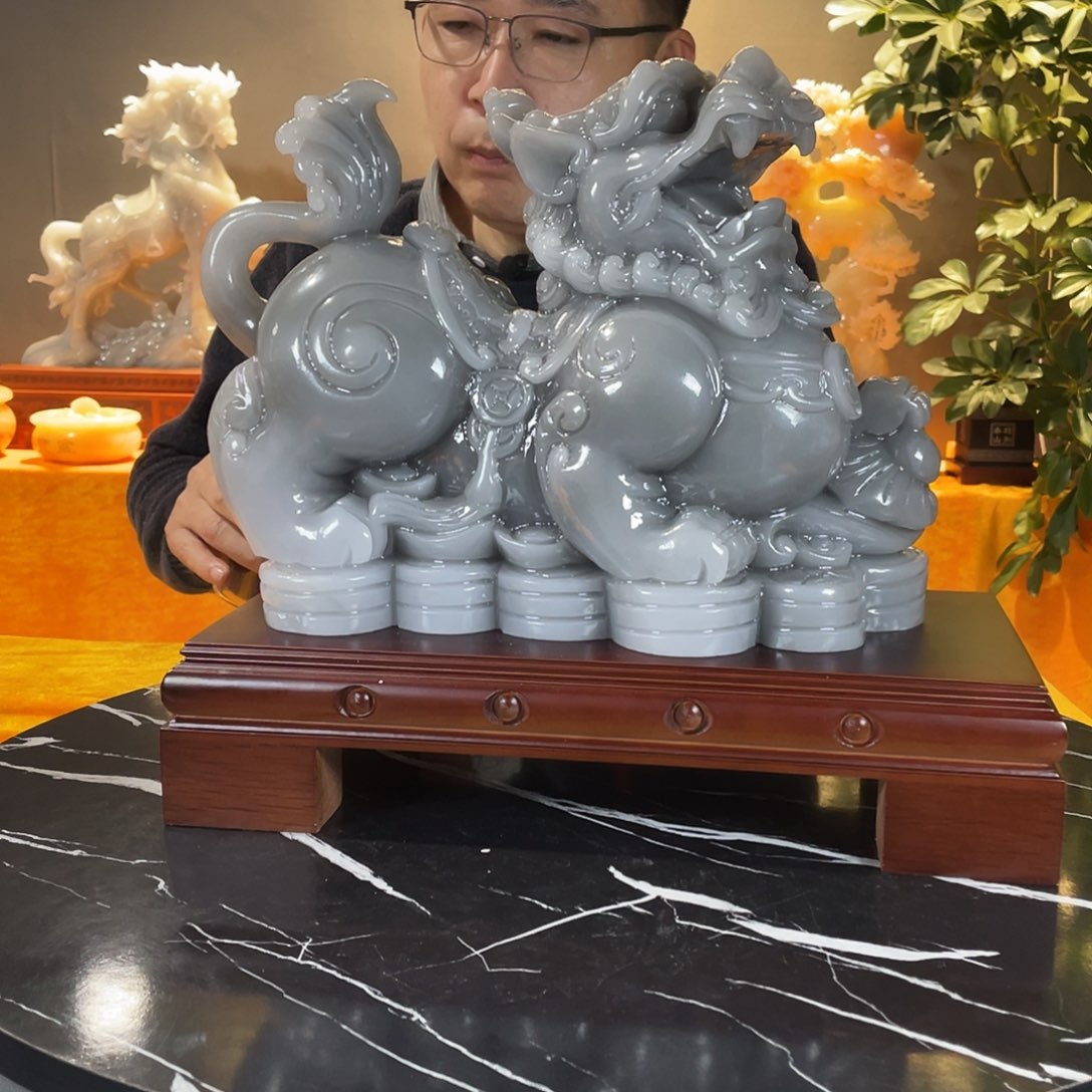 石材貔貅摆件手工雕刻